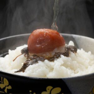 Ume-chazuke (rice served in green tea with pickled plum)